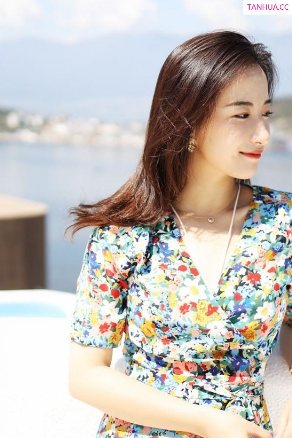 龚天艺 艺儿拿铁 [XIUREN]高清写真图 2019.08.23 艺儿伢哟第32张图片